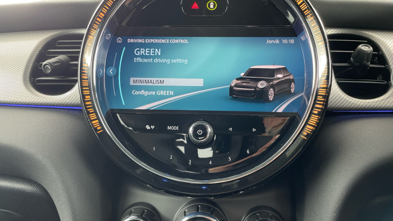 MINI Hatchback 1.5 Cooper Exclusive 5dr Auto [Comfort Pack] Petrol Hatchback